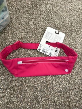 Lululemon Pink Fast and Free Run Belt XS/S